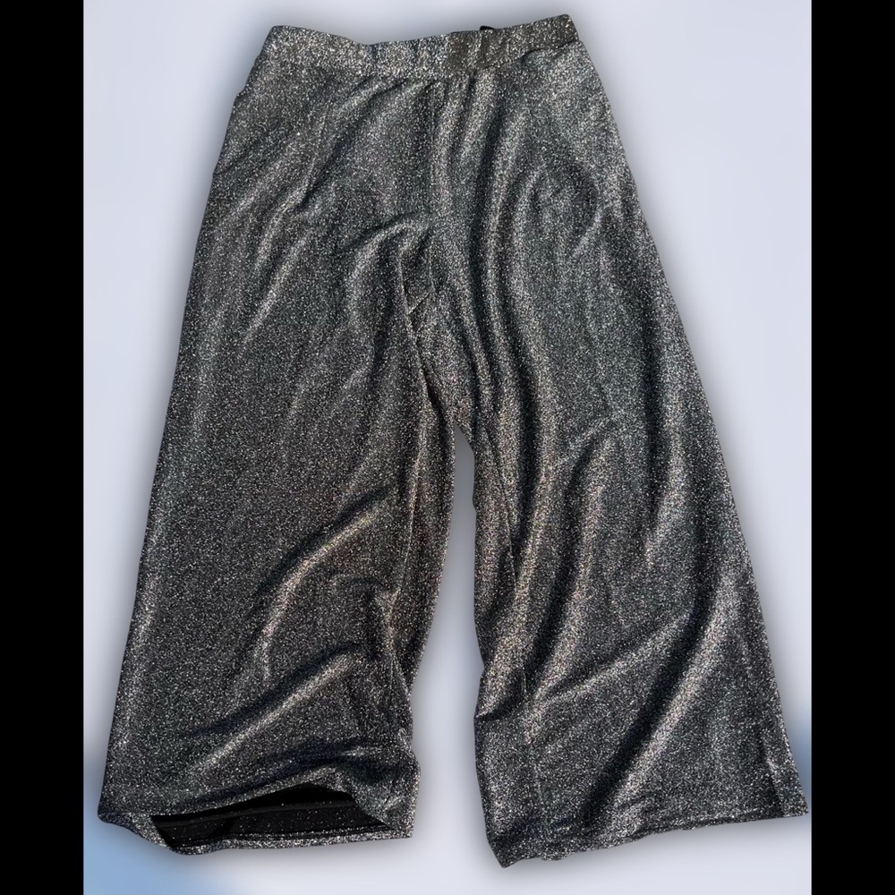 Black & Silver Glitter Crop Top & Wide Leg Pant Set - Picture 4 of 17